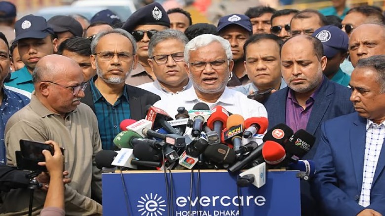 খালেদা জিয়া চিকিৎসা গ্রহণ করতে পারছেন, যুক্তরাজ্য থেকে বিশেষজ্ঞ আসছে : জাহিদ হোসেন