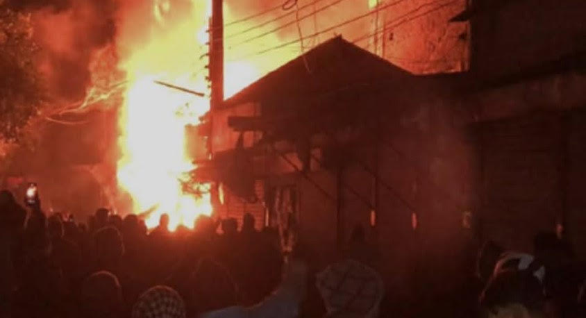 গোয়ালন্দ বাজারে ভয়াবহ অগ্নিকান্ডঃ ৫ কোটি টাকার ক্ষয়ক্ষতি