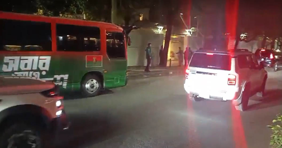 প্রধান উপদেষ্টার সঙ্গে সাক্ষাতের জন্য যমুনার উদ্দেশে তারেক রহমান