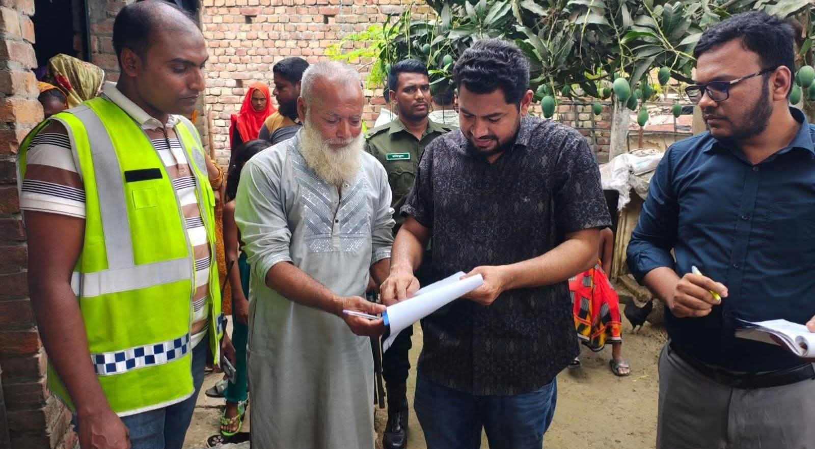 দামুড়হুদার কার্পাসডাঙ্গায় বাল্যবিবাহ বন্ধে মোবাইল কোর্ট, জরিমানা